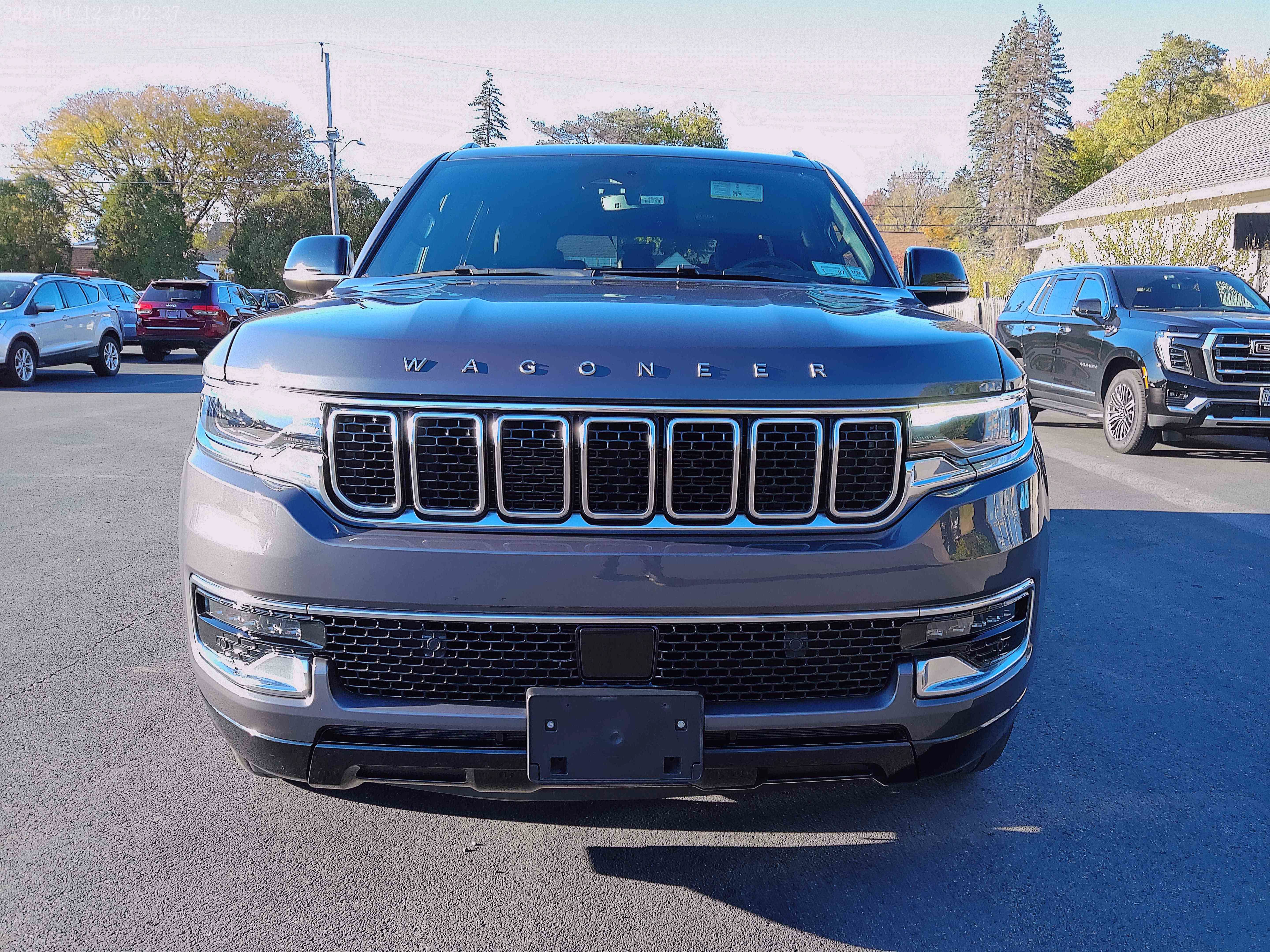 Used 2023 Jeep Wagoneer 4WD w/ Premium Group I image 8