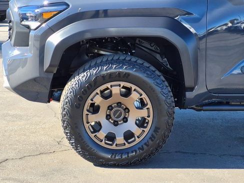 Used 2026 Toyota Tacoma Trailhunter image 23