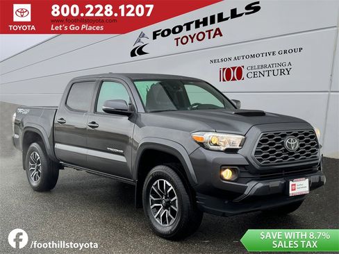 Certified 2020 Toyota Tacoma TRD Sport image 1