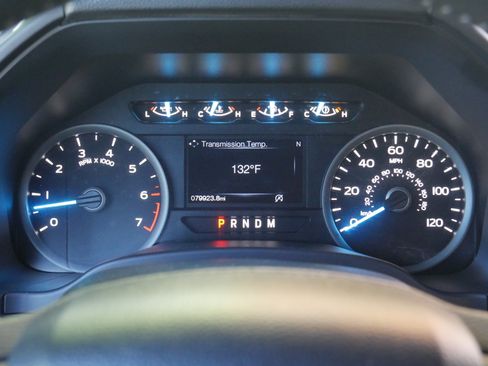 Used 2019 Ford F150 XLT w/ Equipment Group 302A Luxury AWD/4WD image 6