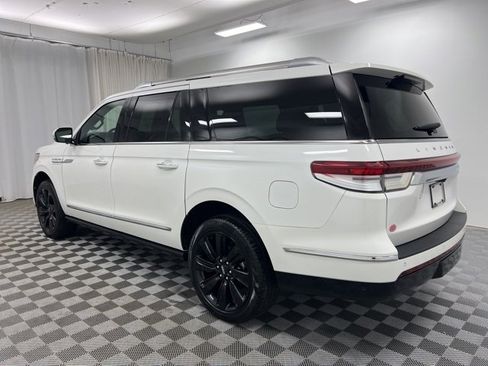 Used 2024 Lincoln Navigator L Reserve image 5