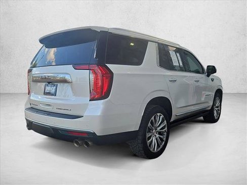 Used 2023 GMC Yukon Denali AWD/4WD image 5