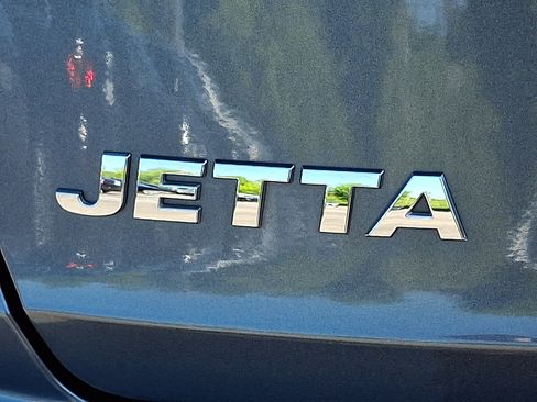 Used 2019 Volkswagen Jetta R-Line FWD image 31