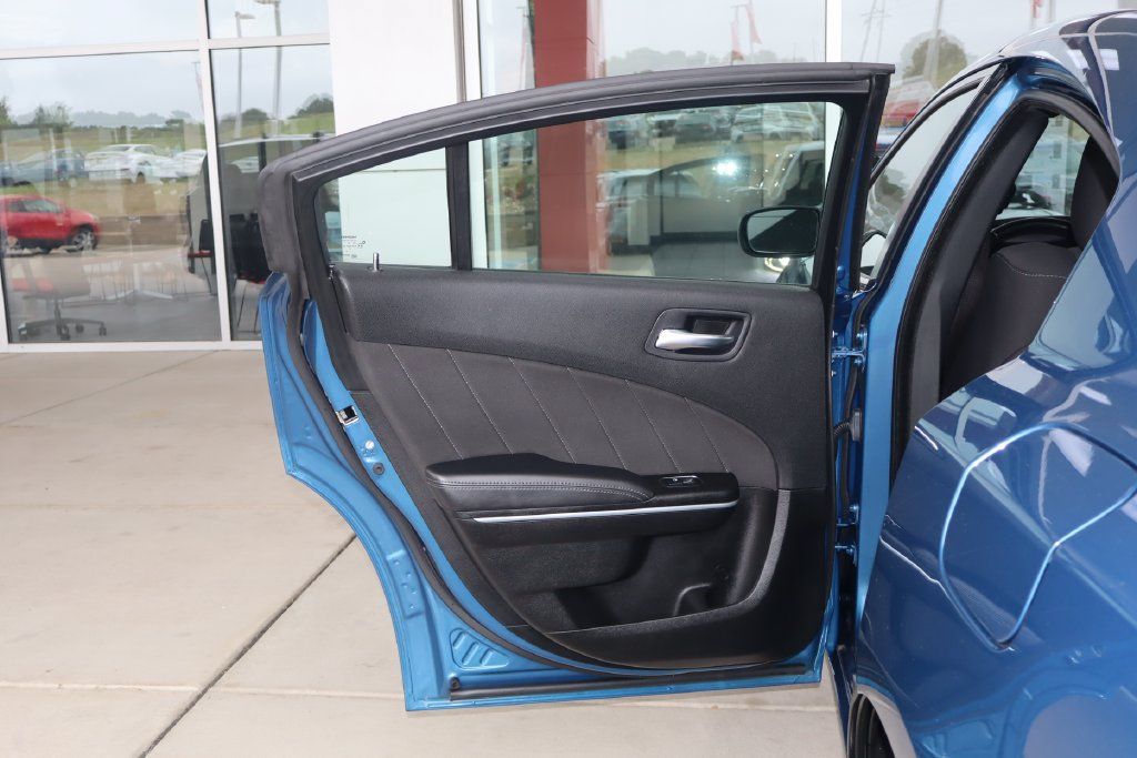 Used 2023 Dodge Charger SXT RWD image 29
