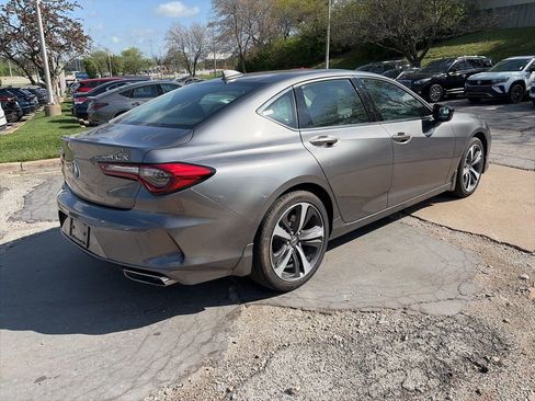 Used 2025 Acura TLX w/ Technology Package image 5