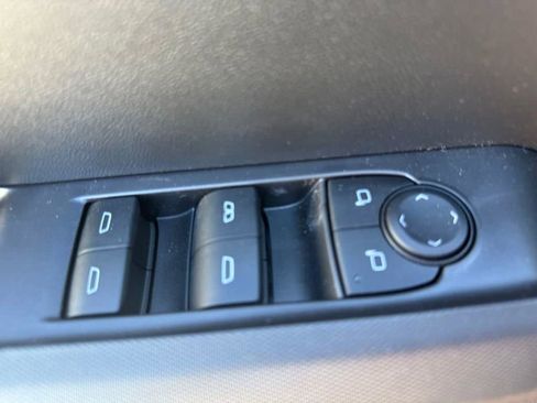 New 2026 GMC Canyon Elevation w/ Convenience Package image 22