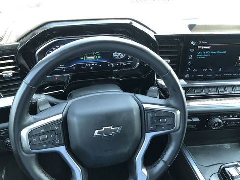 Used 2023 Chevrolet Silverado 1500 RST w/ Convenience Package II image 23