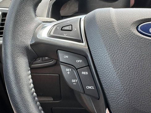 Used 2022 Ford Edge SEL w/ Convenience Package AWD/4WD image 18