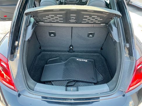 Used 2019 Volkswagen Beetle 2.0T SE image 27