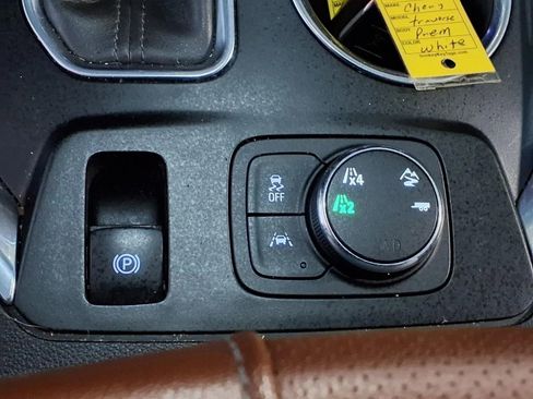 Used 2018 Chevrolet Traverse High Country image 23