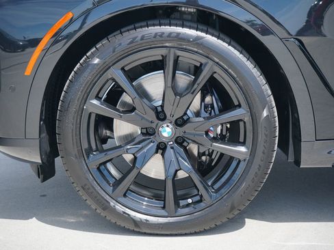 New 2026 BMW X7 xDrive40i w/ M Sport Package AWD/4WD image 5