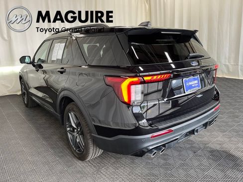 Used 2025 Ford Explorer ST AWD/4WD image 30