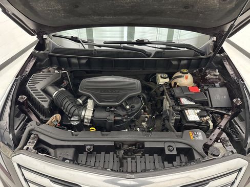 Used 2018 Cadillac XT5 AWD image 47