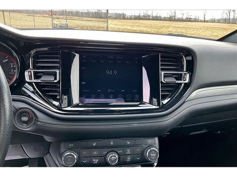 Used 2023 Dodge Durango SXT RWD image 33