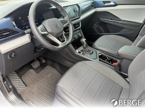 Used 2022 Volkswagen Taos SE image 20