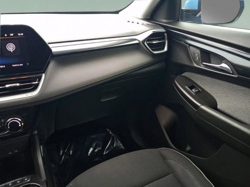 Used 2024 Chevrolet TrailBlazer LT image 25