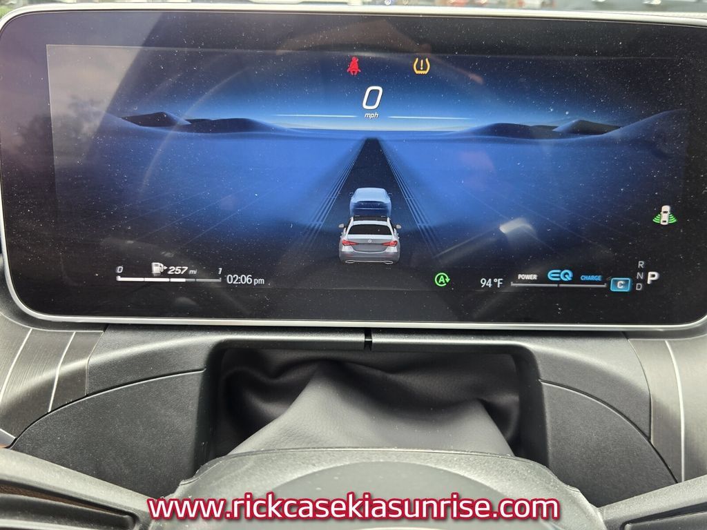 Used 2022 Mercedes-Benz C 300 Sedan image 24