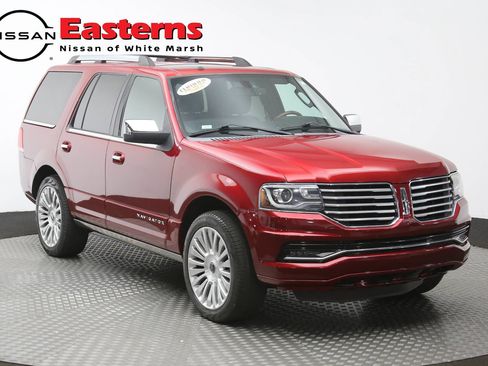 Used 2016 Lincoln Navigator Reserve AWD/4WD image 3