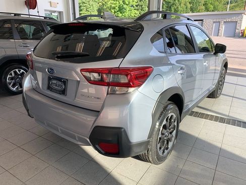 Used 2023 Subaru Crosstrek 2.0i Premium AWD/4WD image 17