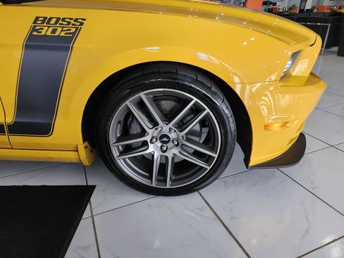 Used 2013 Ford Mustang Boss 302 RWD image 9