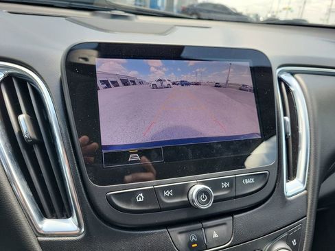 Used 2024 Chevrolet Malibu LT image 22