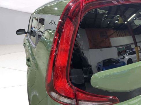 Used 2021 Kia Soul X-Line FWD image 11