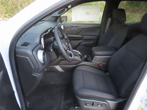 New 2026 Chevrolet Colorado LT image 21