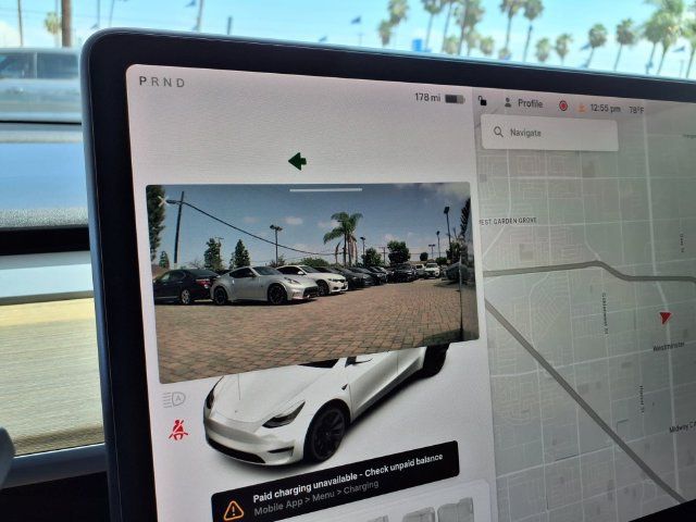 Used 2021 Tesla Model Y Long Range AWD/4WD image 23