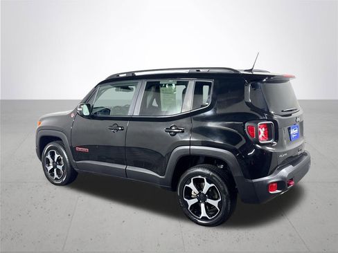 Used 2022 Jeep Renegade Trailhawk image 8