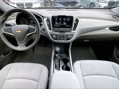 Used 2022 Chevrolet Malibu LS image 12