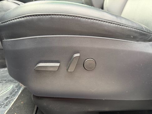 Used 2021 Tesla Model X Long Range AWD/4WD image 26