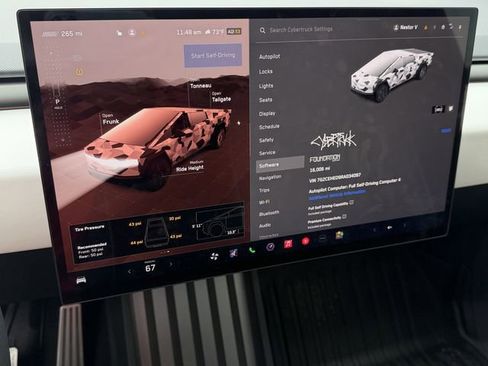 Used 2024 Tesla Cybertruck AWD Crew Cab image 16