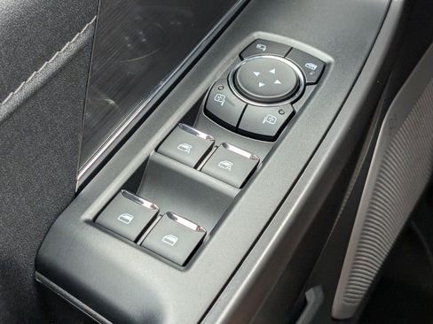 New 2025 Ford F150 Lariat w/ Equipment Group 502A High image 26