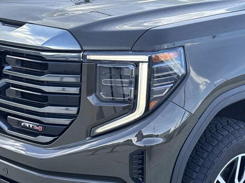 Used 2023 GMC Sierra 1500 AT4 w/ Technology Package AWD/4WD image 2