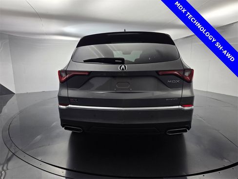 Used 2023 Acura MDX SH-AWD w/ Technology Package image 12