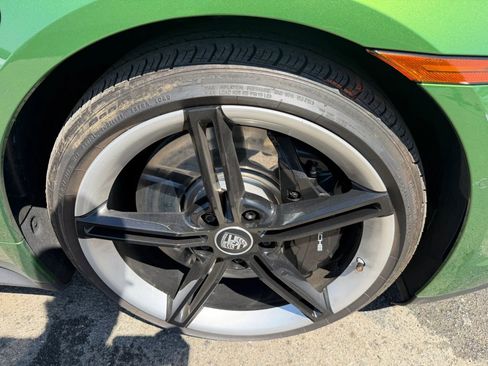 Used 2020 Porsche Taycan 4S image 38