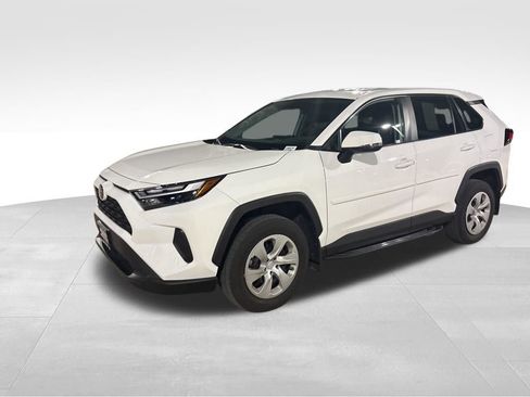 Used 2024 Toyota RAV4 LE image 8