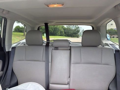 Used 2016 Subaru Forester 2.5i Limited AWD/4WD image 18