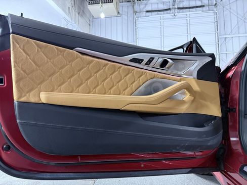 Used 2020 BMW M8 Coupe image 22