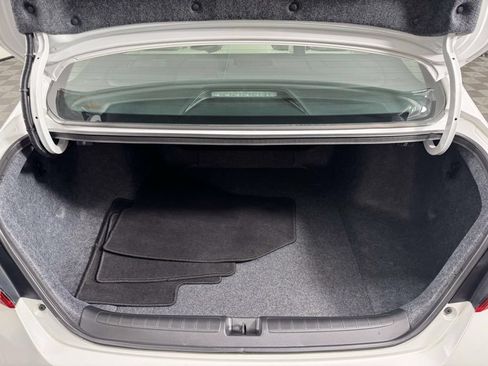 Used 2021 Honda Accord Touring image 14