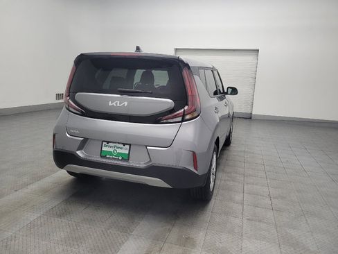 Used 2023 Kia Soul LX image 9
