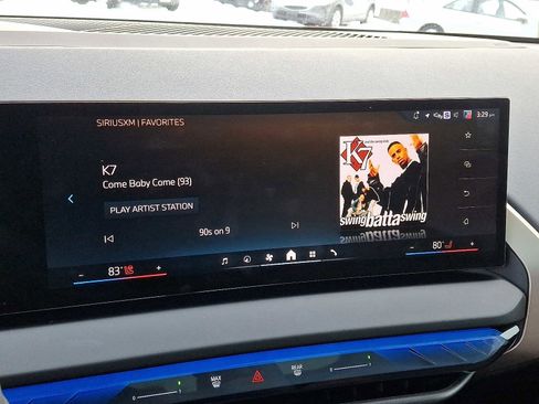 Used 2025 BMW X3 xDrive30i w/ Premium Package image 17