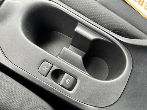 Certified 2023 Toyota Corolla LE image 17