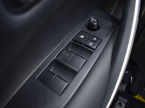 Certified 2025 Toyota Corolla XLE image 15