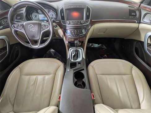 Used 2017 Buick Regal Premium w/ Driver Confidence Package #2 image 38