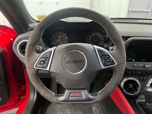 Used 2022 Chevrolet Camaro SS RWD image 14