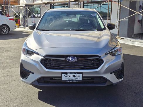 New 2025 Subaru Impreza 2.0i image 2