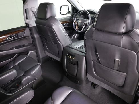 Used 2020 Cadillac Escalade Luxury AWD/4WD image 43