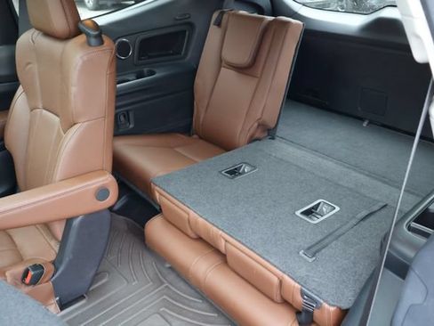 Used 2019 Subaru Ascent Touring AWD/4WD image 15
