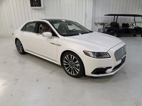 Used 2019 Lincoln Continental Select w/ Continental Climate Package image 7